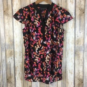 Attention Floral Short Sleeve Top